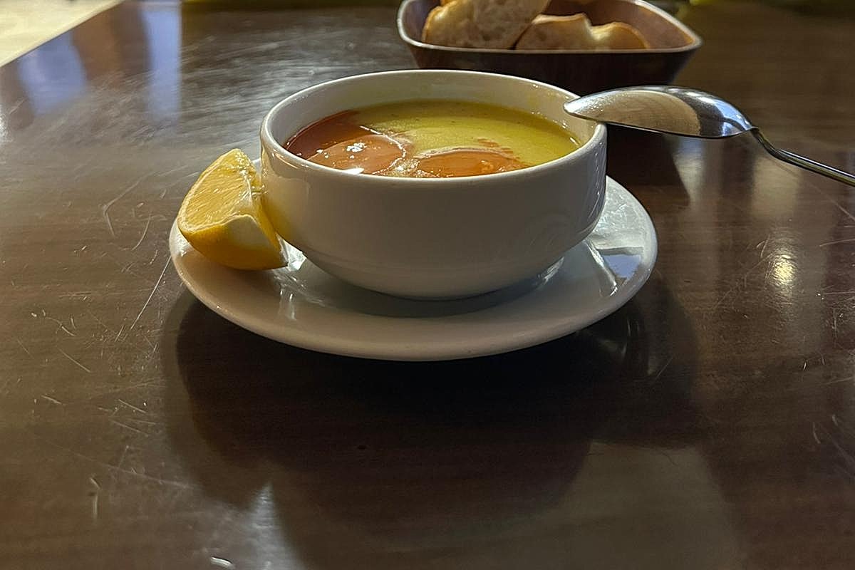 Ustasından Lokanta Usulü Süzme Mercimek Çorbası